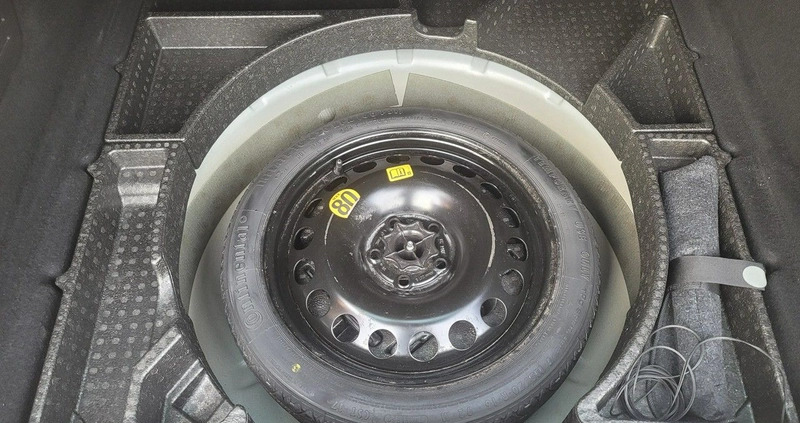 Opel Astra cena 26990 przebieg: 260000, rok produkcji 2014 z Brzesko małe 742